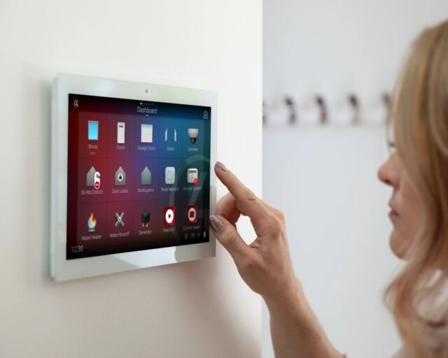 Imagine a home where everything works together seamlessly! With Control4 Smart Home Touchscreens, you can connect and control all your devices effortlessly. It's like having a personal assistant for your home that knows your preferences and caters to your needs!
#control4 #smarthome #homeautomation #smarthomeautomation #homeentertainment #modernhome #smartliving