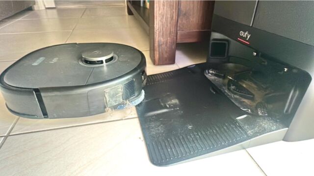 Hmm. I need a robot to clean my robot.. 😜
